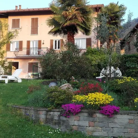 Bellavista Apartment Porto Valtravaglia Exterior photo